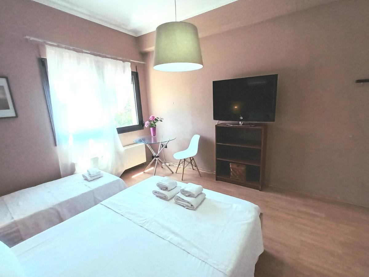 Crystal - Apartment With Garden & Parking Komotini Eksteriør billede